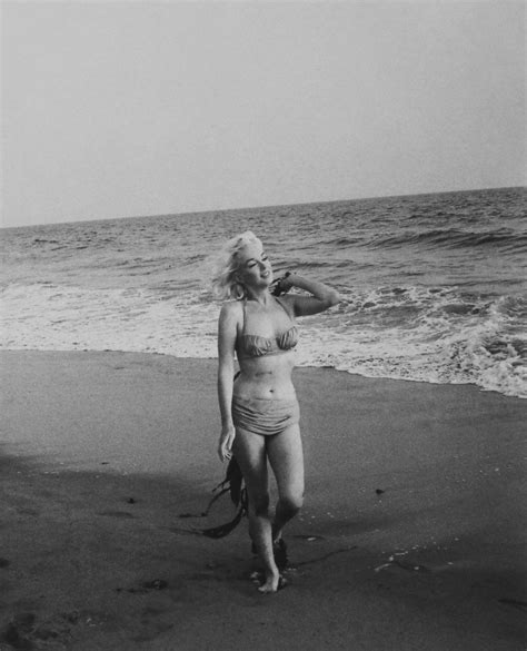 image 1962 by george barris wonderful marilyn monroe fille sur la plage long week end