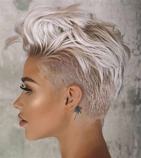 30 roaring and attractive short hairstyles 2020 haircuts and hairstyles 2020 haircut gray hair