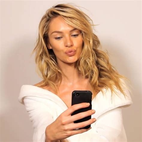 How To Take The Best Selfies Alessandra Ambrosio Karlie Kloss And