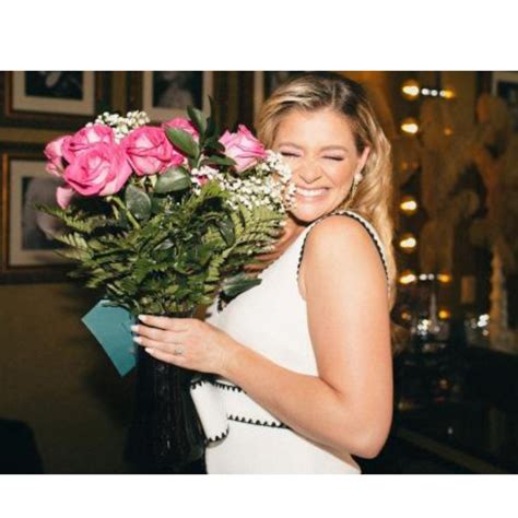 Celebrities Anniversary Today On Twitter Lauren Alaina Is Engaged Meet Her Fiance Cam Arnold