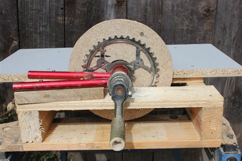 Discover the best tool boxes in best sellers. Home-made tools from dead bicycles - Hand-powered Sander ...