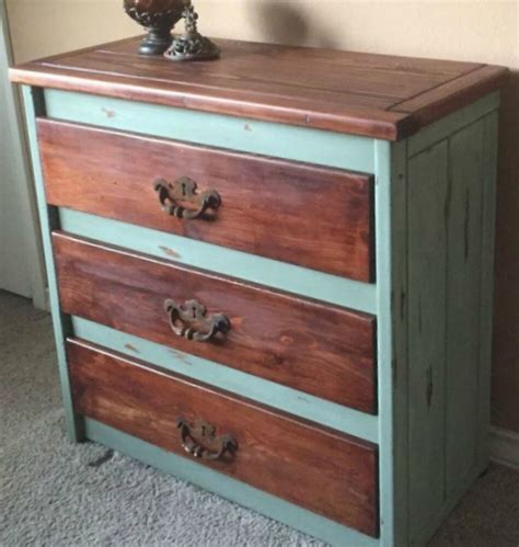 15 Easy Tricks To Give Your Furniture That Gorgeous Distressed Look