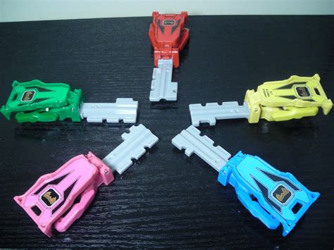 My Shiny Toy Robots Legend Sentai Ranger Key Set Magiranger