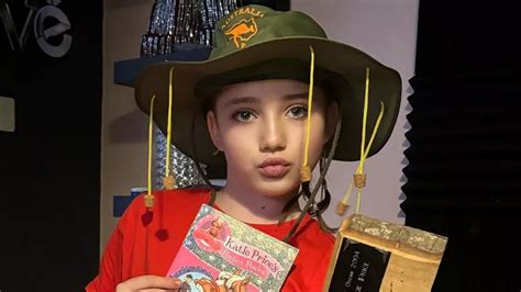 Katie Price Slammed Over 9 Year Old Daughter Bunnys ‘disturbing World Book Day Costume