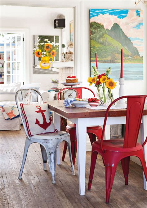 House Tour A Vintage Filled California Beach Cottage Cottage Style