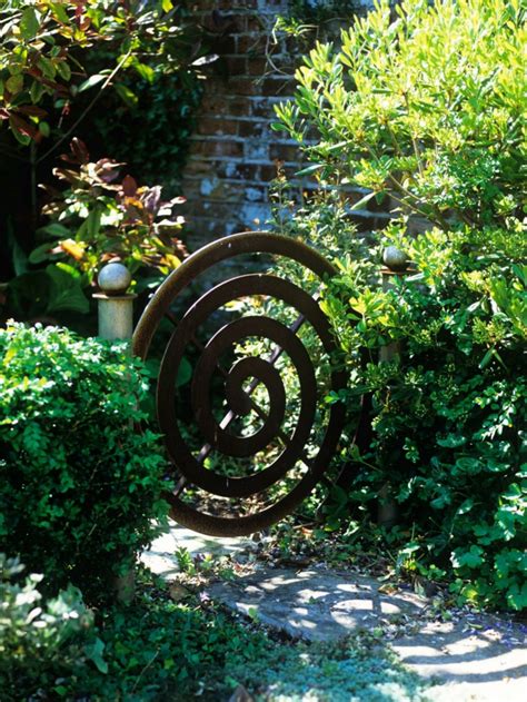 Gartentor hoftor maschendraht tür toranlage zauntür gartentür hoftür stahlrohr. 26 Gartentor Designs, die den Eintritt in den Garten ...