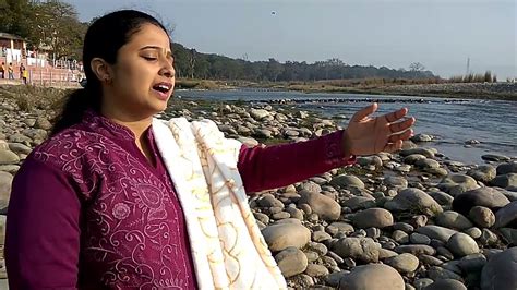 Mahalaxmi Shenoy Singing Bhagyada Laxmi Baramma Kannada Dasarapada