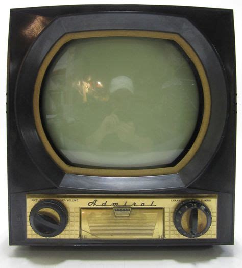 1950 Admiral Model 12x11 Television Beautiful Black Bakelite Vintage