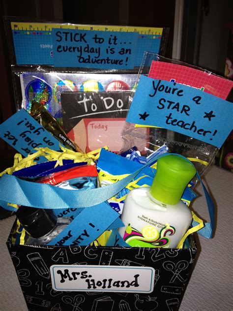 Looking for the perfect gift idea for a newer teacher? Welcome new teachers with a creative basket! | Welcome new ...