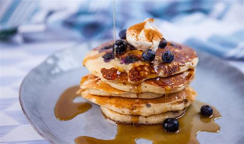 Fluffy Blueberry Pancakes — Everyday Gourmet