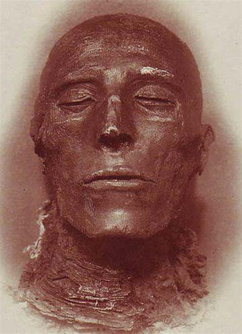 11 Gross Steps In The Disgusting Process Of Mummifying A Dead Body