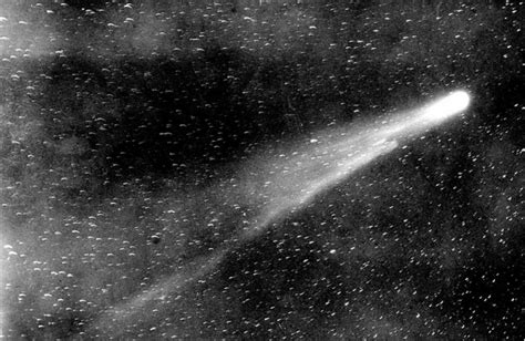 How I Discovered Halleys Comet By Edmond Halley The Atlantic