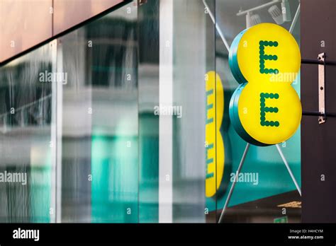 Ee Limited Hi Res Stock Photography And Images Alamy