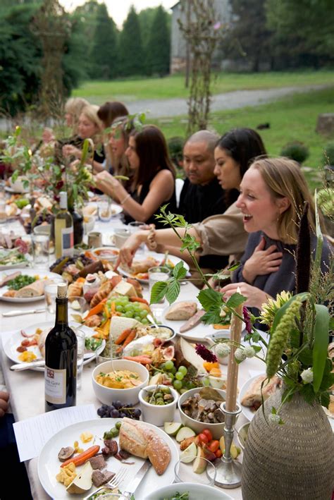 Her Dinner Party Was More Wonderful Than She Ever Imagined Here S Why Dinner Party Summer