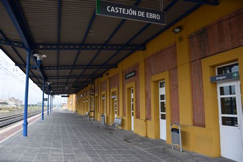 Unos Cuantos Trenes FotografÍas Estación De Castejón