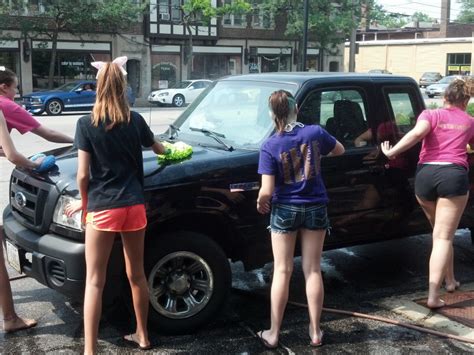 Lhs Cheerleaders Car Wash Sunday Lakewood Oh Patch