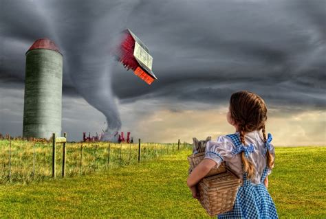 Dorothy And The Tornado Wizard Of Oz Tornado Wizard Of Oz The