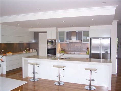 We offer a free personalised design service, highest quality craftsmanship and have a reputation for excellence. 6 tips for choosing the best kitchen tiles for you