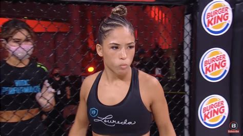 Bellator Fighter Valerie Loureda Leaves Mma To Sign With Wwe Bounding