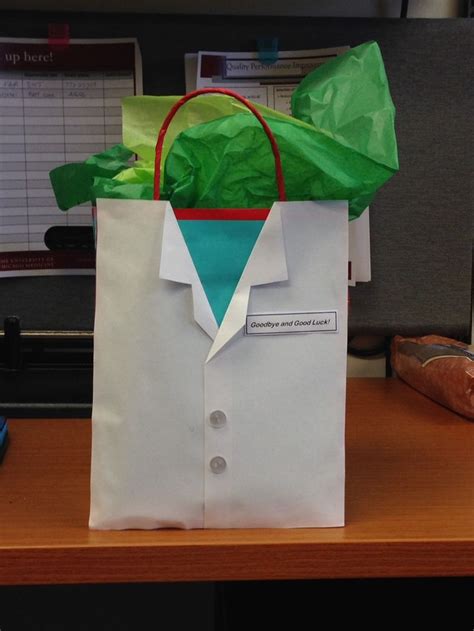 Best 25+ Doctor gifts ideas on Pinterest | Gift ideas for ...