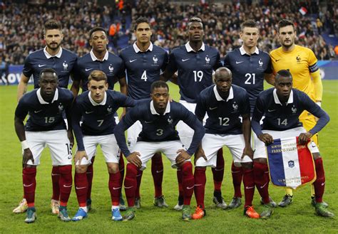 Olivier giroud maakte het enige doelpunt van de wedstrijd en zodoende was hij de gevierde man bij de fransen. Take Two® | Who is Les Bleus? A look at France's diverse ...