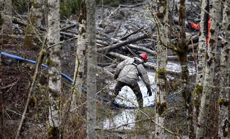 Oso Washington Mudslide Survivors Starting To Feel Disaster S Impact Cbs News