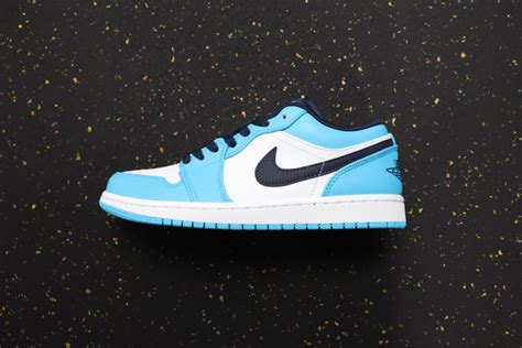 Fashion Nike Air Jordan 1 Low Unc Basketball Shoes Promotion 553558 144