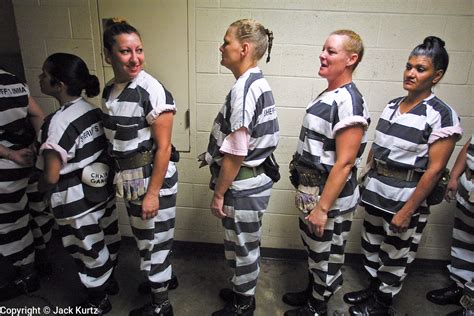 Womens Chain Gang In Phoenix Az Jack Kurtz Photojournalist