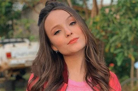 Larissa Manoela Na Netflix Atriz Entra Para Elenco De De Volta Aos 15 Exame