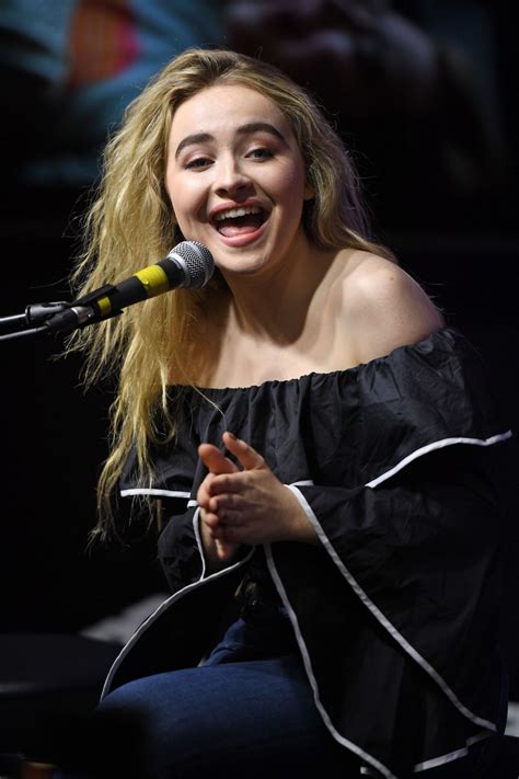 Харрисон форд, джулия ормонд, грег кинниэр и др. SABRINA CARPENTER at Hits 97.3 Radio in Fort Lauderdale 08 ...