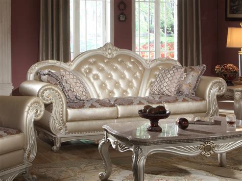 Traditional Sofa Living Room Furniture #652 | Hot Sectionals