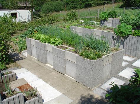 Of course, you could hire someone to build you some raised beds, but this diy project is easy to tackle. Do It Yourself Gardening With Raised Garden Beds - Finest DIY