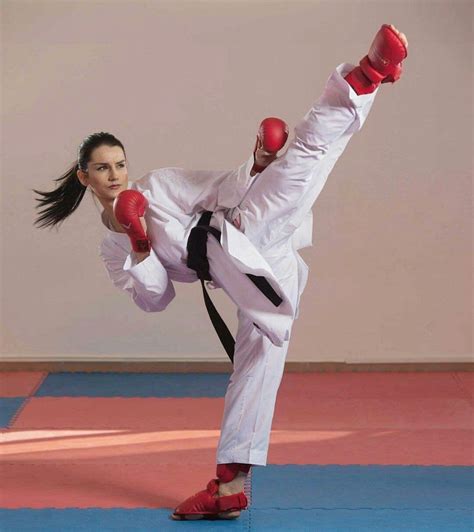 pin de tough girls en girls and martial arts karate artes marciales mma artes marciales