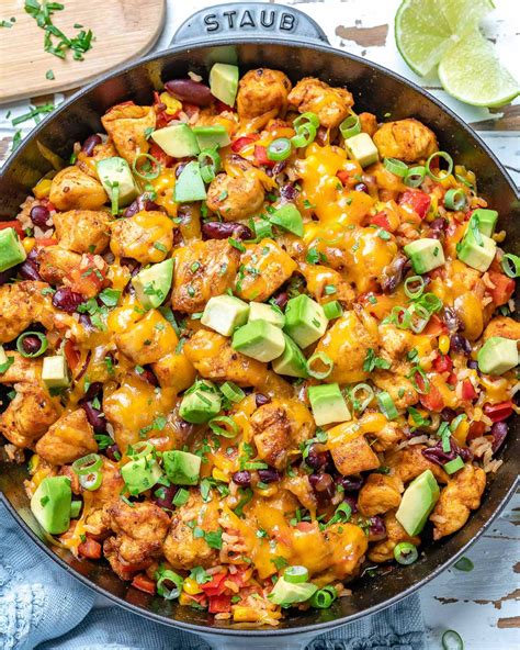 Super Delicious Mexican Inspired Chicken + Rice Skillet ...