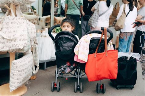 How To Grocery Shop With A Stroller 5 Easy Life Saving Hacks