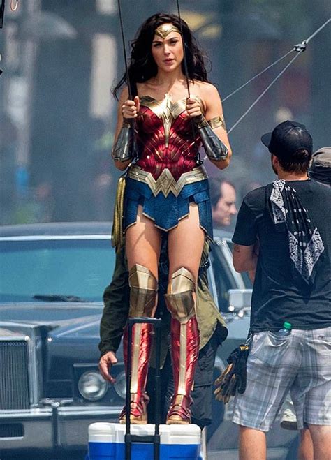 30 Fantastic Wonder Woman 1984 Behind The Scenes Photos