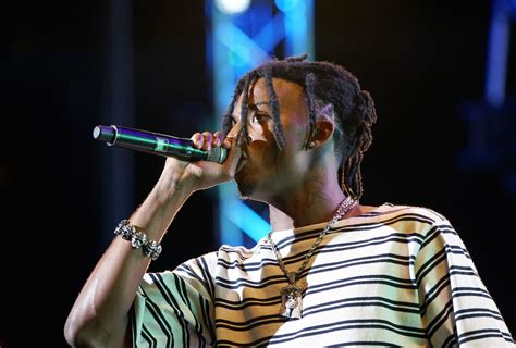 Playboi Carti Arrested On Domestic Battery Charges Report Spin