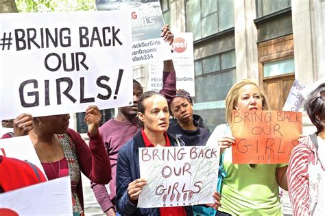 BringBackOurGirls Campaign Pressures Leaders to Help Kidnapped NIgerian Schoolgirls | Glamour