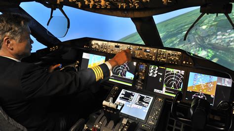 Computer Pilot Training Airline Qualification Course Aqc For Easa