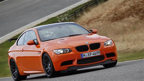 Matt prior and jamie corstorphine of autocar take out the new bmw m3 gts and porsche 911 gt3 on a road course to see if the porsche gt3 is still the benchmark. BMW M3 GTS vs. Porsche 911 GT3 RS by Fifth Gear video