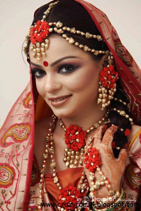 Crazy Actress Selected Photo Image Picture Wallpaper Collection Nadira Nasim Chaity Bangladeshi