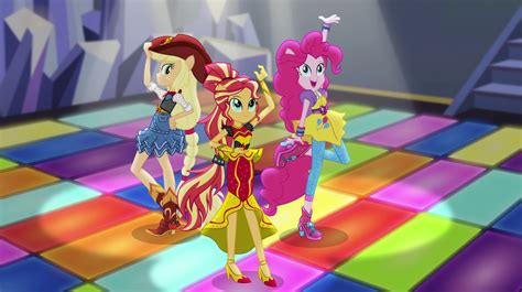 Image Applejack Sunset And Pinkie Pie On Dance Floor Egs1png My