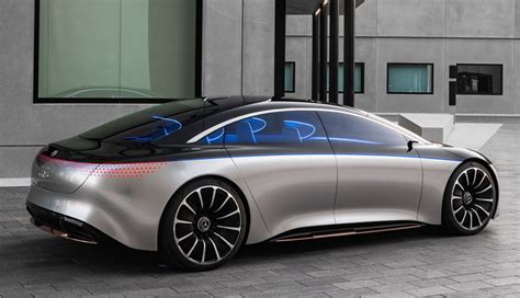 Mercedes eqs release date, range, performance and features. Mercedes EQS: Elektroauto-Studie mit 700 km Reichweite ...