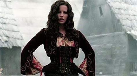 The Replica Of The Costume Anna Valerious Kate Beckinsale In Van Helsing Spotern