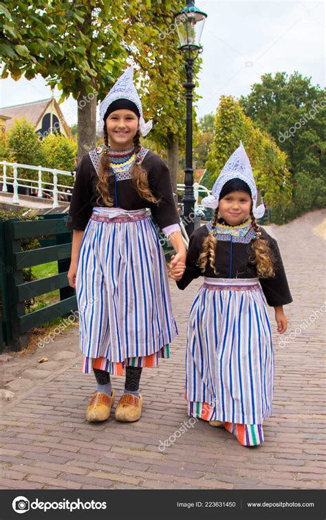 Dutch Woman Costume