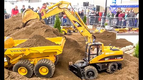 big rc  scale excavator caterpillar  work amazing construction model youtube