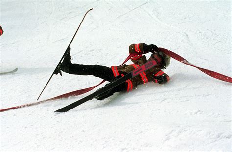 Skier On Wachusett Mountain In Massachusetts Dies After Crashing Into A