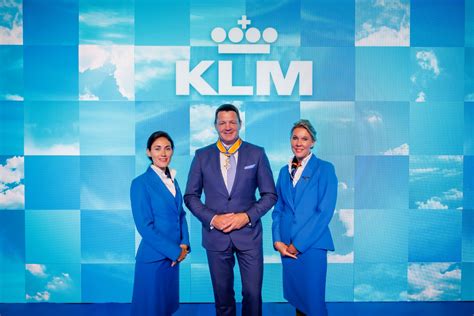 Pieter Elbers Outgoing Klm Ceo Receives Royal Decoration At Farewell