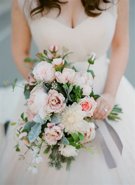 25 Beautiful Summer Bridal Bouquets Worlds Best Wedding Photos