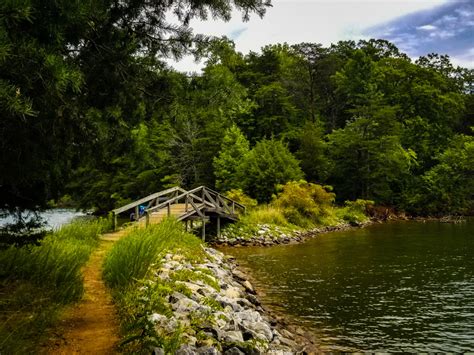Smith Mountain Lake Hiking 5 Easy Trails With Beautiful Lake Views